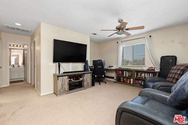 1064 Darwin Drive, Oceanside, CA 92056