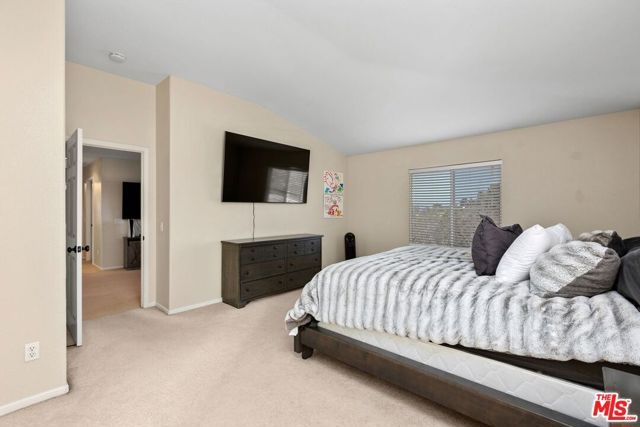 1064 Darwin Drive, Oceanside, CA 92056