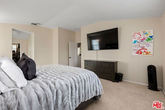 1064 Darwin Drive, Oceanside, CA 92056