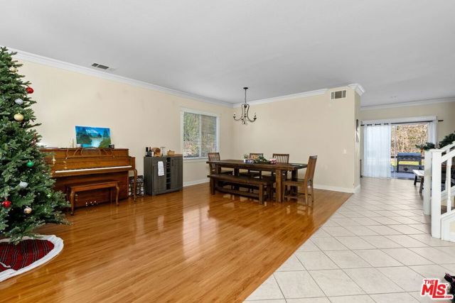 1064 Darwin Drive, Oceanside, CA 92056