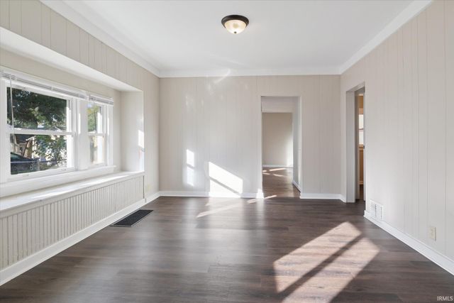 737 S 35Th Street, South Bend, IN 46615