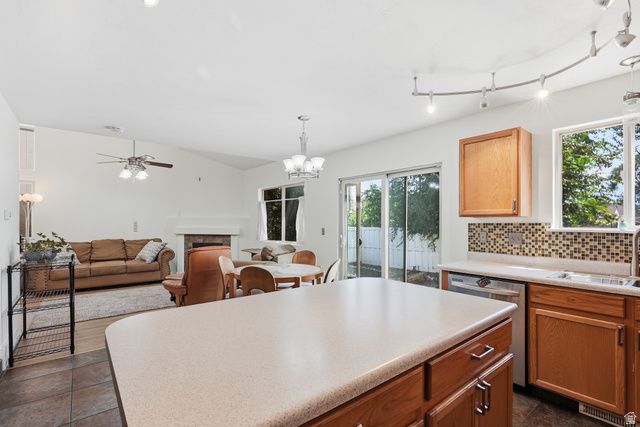 7085 S OWLS LN, Midvale, UT 84047