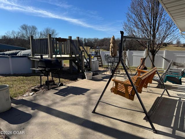 5321 W Highway 60, Monett, MO 65708