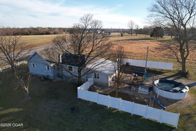 5321 W Highway 60, Monett, MO 65708