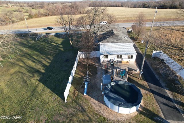 5321 W Highway 60, Monett, MO 65708