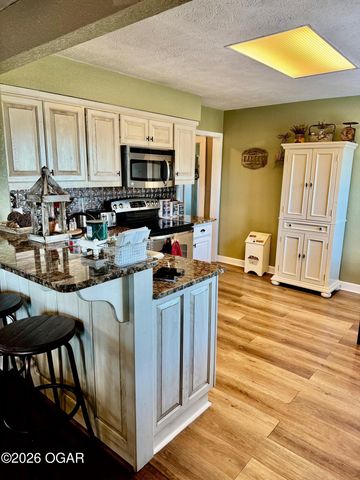 5321 W Highway 60, Monett, MO 65708