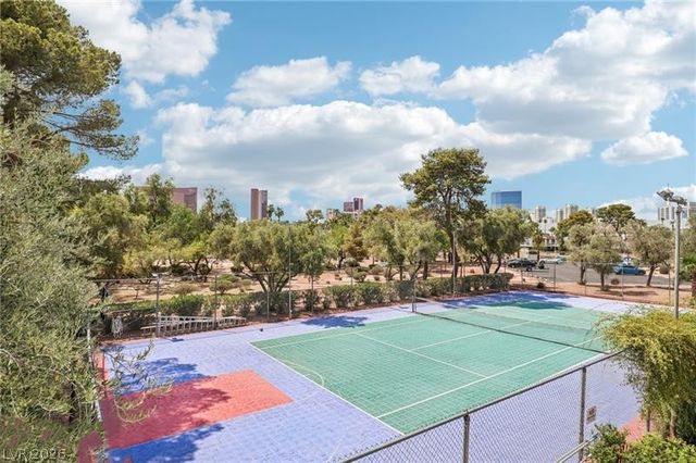 730 South Royal Crest Circle 414, Las Vegas, NV 89169