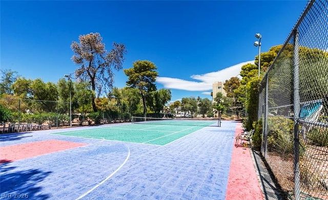 730 South Royal Crest Circle 414, Las Vegas, NV 89169