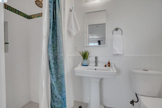 18419 Clifton Way, Castro Valley, CA 94546