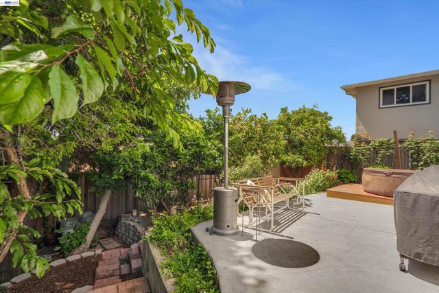18419 Clifton Way, Castro Valley, CA 94546