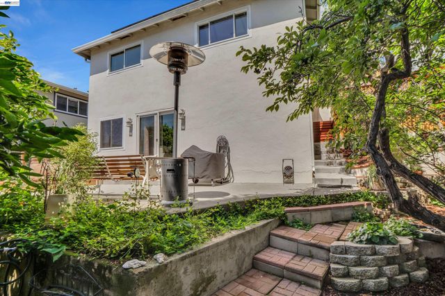18419 Clifton Way, Castro Valley, CA 94546
