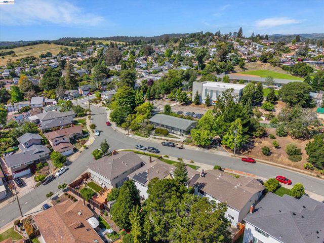 18419 Clifton Way, Castro Valley, CA 94546