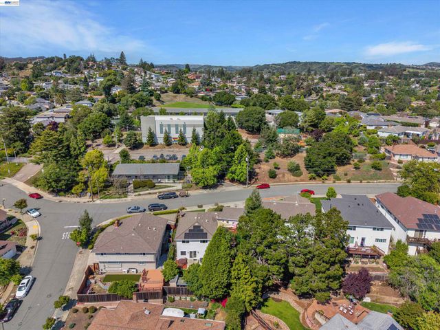18419 Clifton Way, Castro Valley, CA 94546