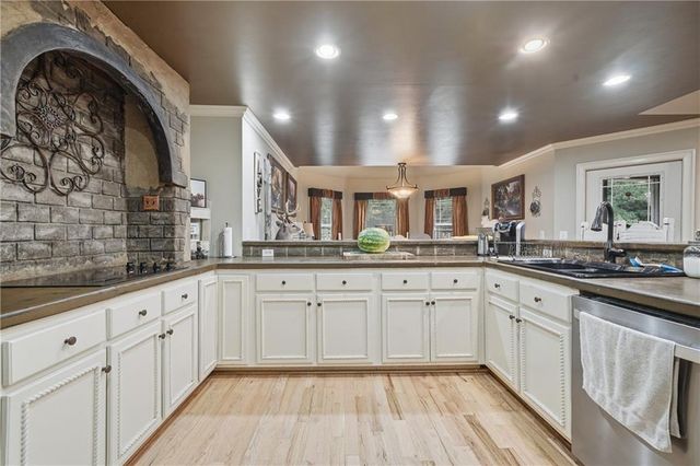 815 Knight Bottom Road SE, Fairmount, GA 30139