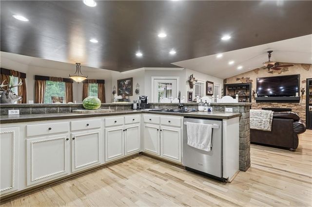 815 Knight Bottom Road SE, Fairmount, GA 30139