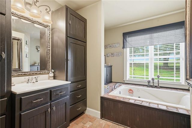 815 Knight Bottom Road SE, Fairmount, GA 30139