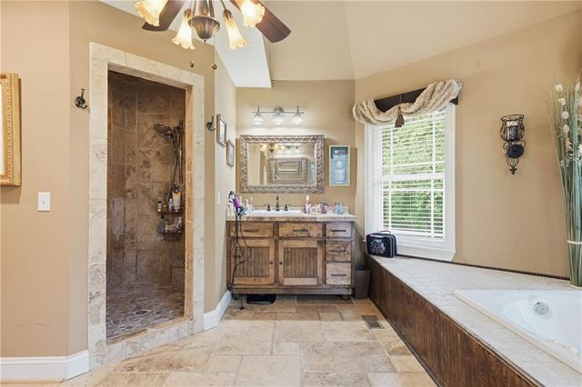 815 Knight Bottom Road SE, Fairmount, GA 30139