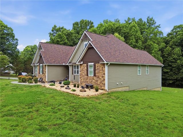 815 Knight Bottom Road SE, Fairmount, GA 30139