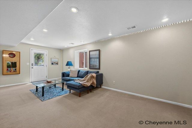 1525 SUNNY HILL, Cheyenne, WY 82001