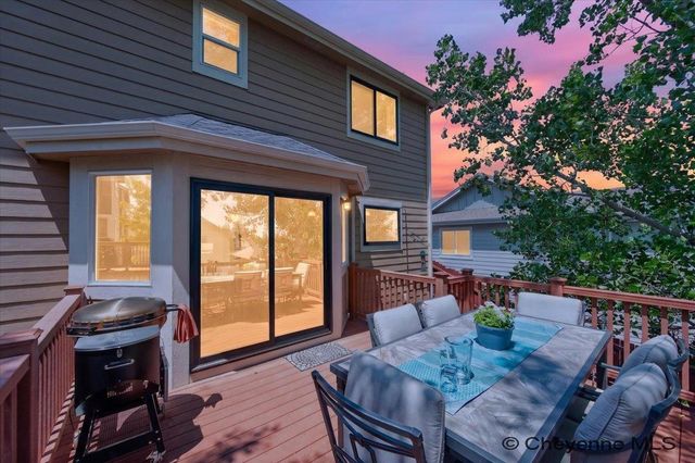 1525 SUNNY HILL, Cheyenne, WY 82001