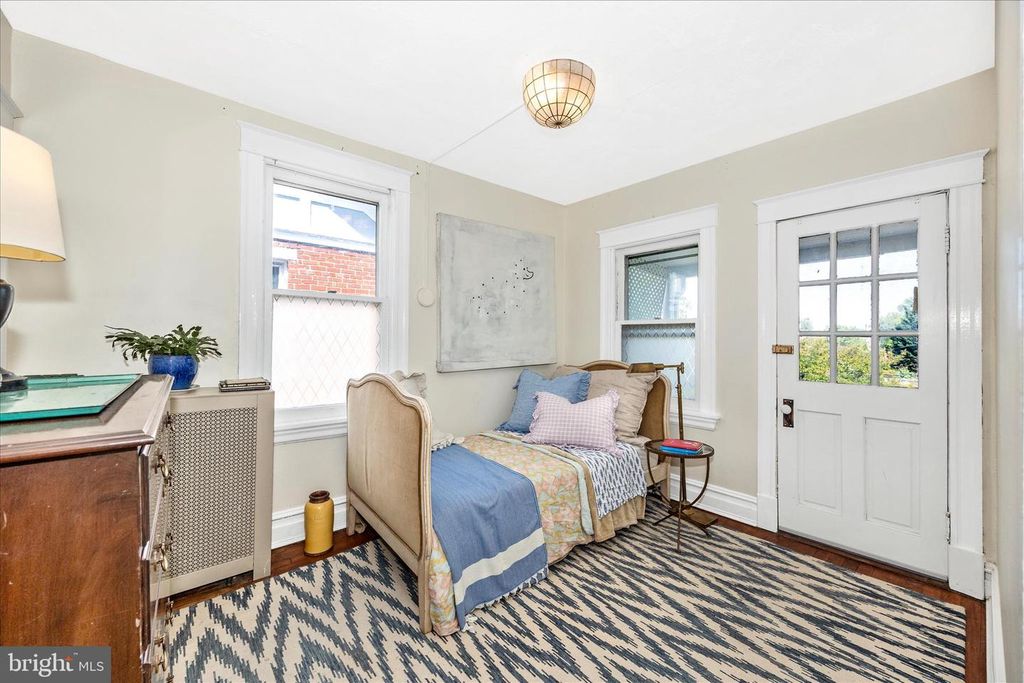 Image 27 of property listing at 506 ELM ST, Frederick, MD 21701