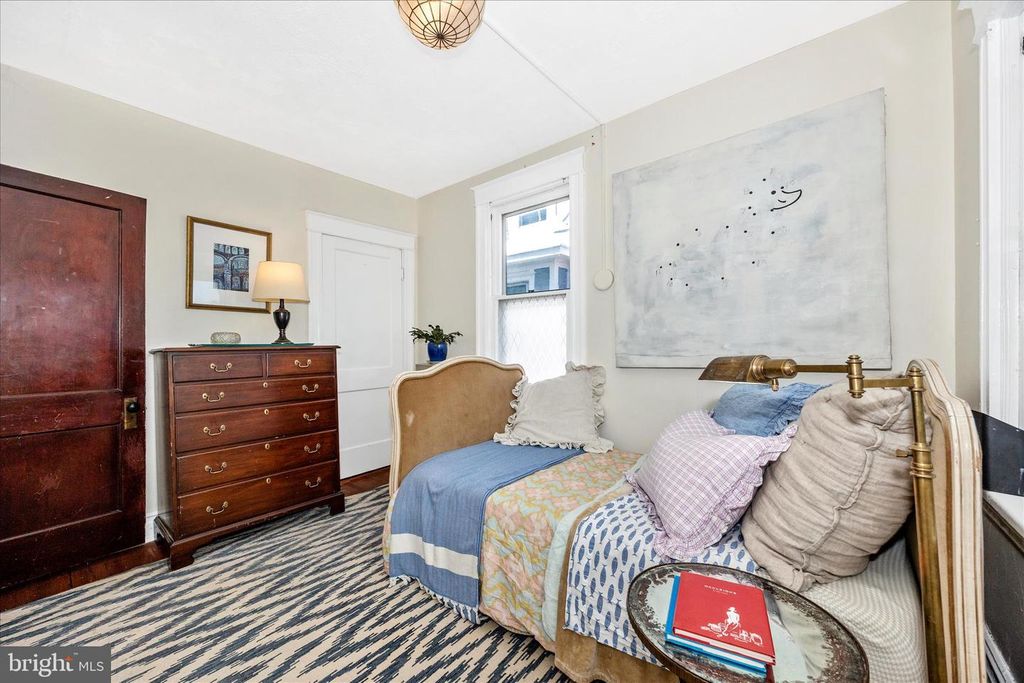 Image 28 of property listing at 506 ELM ST, Frederick, MD 21701