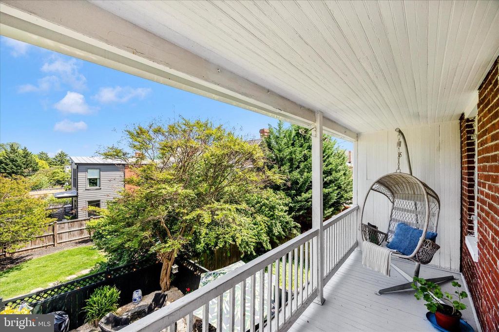 Image 30 of property listing at 506 ELM ST, Frederick, MD 21701
