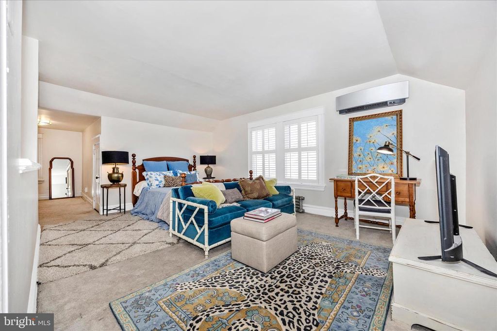 Image 35 of property listing at 506 ELM ST, Frederick, MD 21701