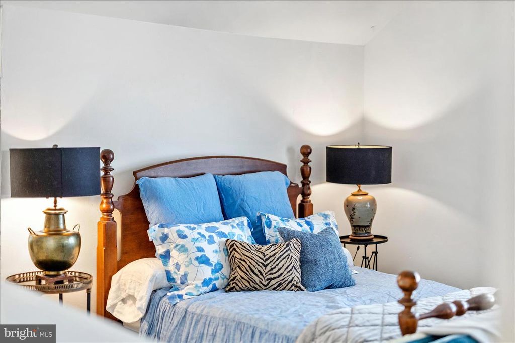 Image 37 of property listing at 506 ELM ST, Frederick, MD 21701