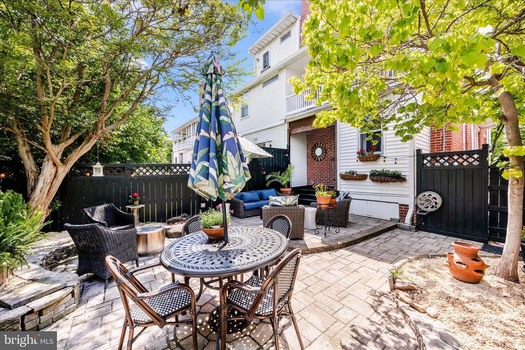 Image 45 of property listing at 506 ELM ST, Frederick, MD 21701
