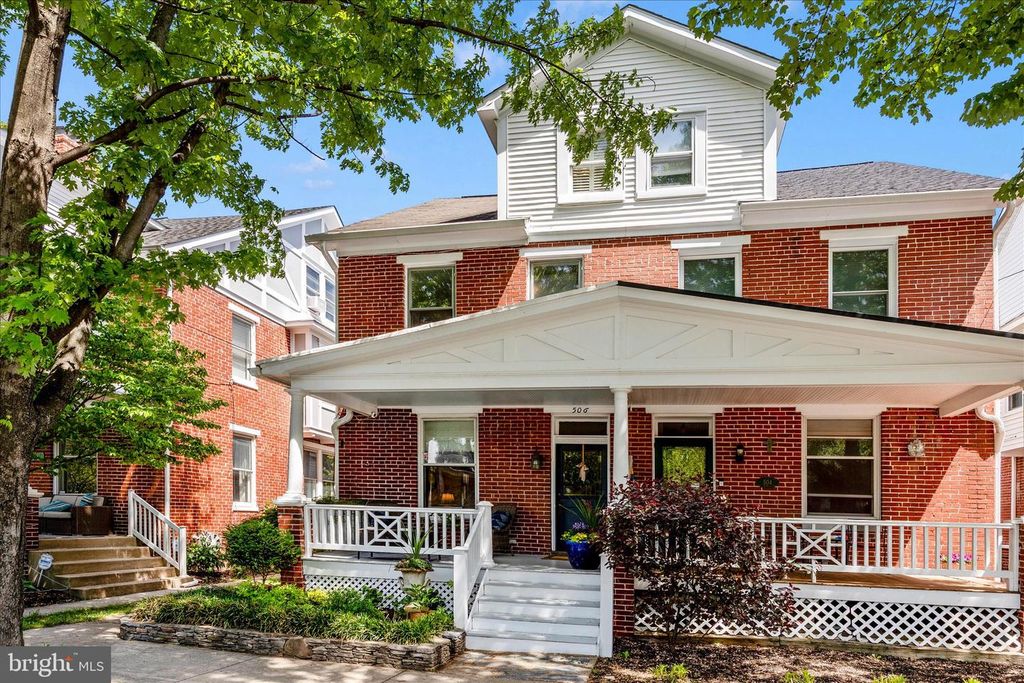 Image 49 of property listing at 506 ELM ST, Frederick, MD 21701