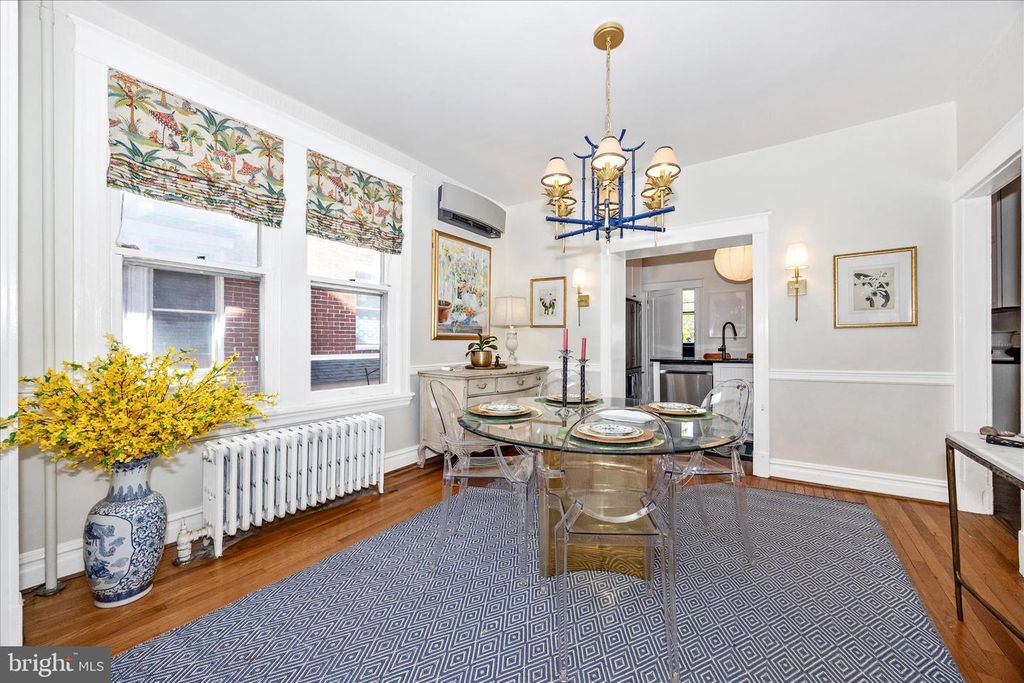 Image 8 of property listing at 506 ELM ST, Frederick, MD 21701