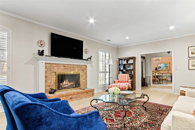 7230 Lane Park Drive, Dallas, TX 75225