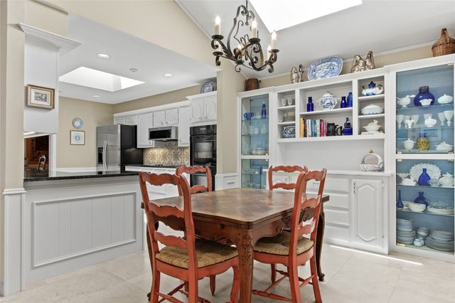 7230 Lane Park Drive, Dallas, TX 75225