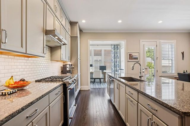 631 Brennan Drive, Decatur, GA 30033