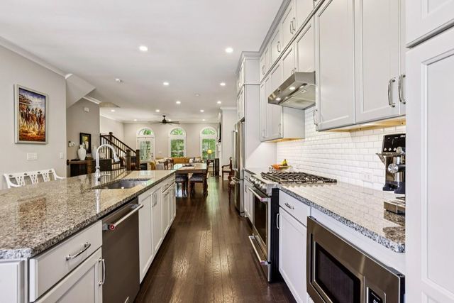 631 Brennan Drive, Decatur, GA 30033