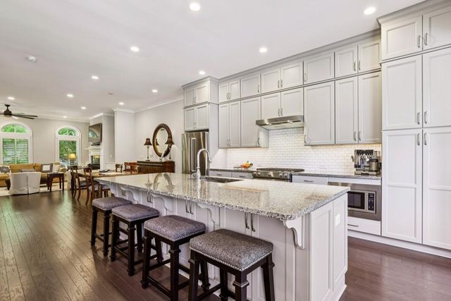 631 Brennan Drive, Decatur, GA 30033