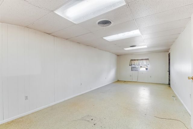 1012 N Water ST, Burnet, TX 78611