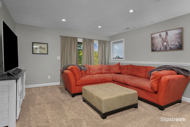 857 Pinnacle Run Drive SE, Grand Rapids, MI 49546