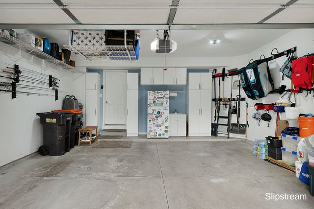 857 Pinnacle Run Drive SE, Grand Rapids, MI 49546