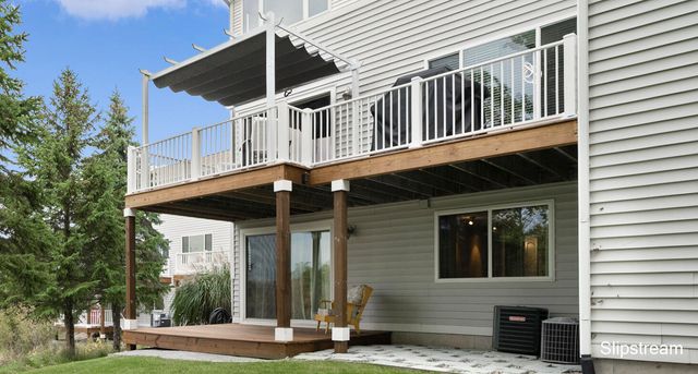 857 Pinnacle Run Drive SE, Grand Rapids, MI 49546