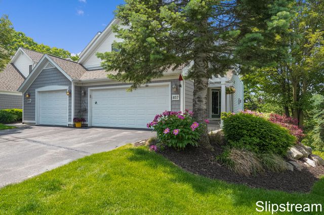 857 Pinnacle Run Drive SE, Grand Rapids, MI 49546