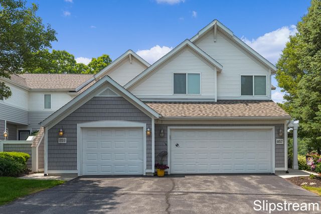 857 Pinnacle Run Drive SE, Grand Rapids, MI 49546