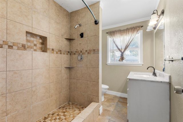 1805 Harding Street, Pasadena, TX 77502