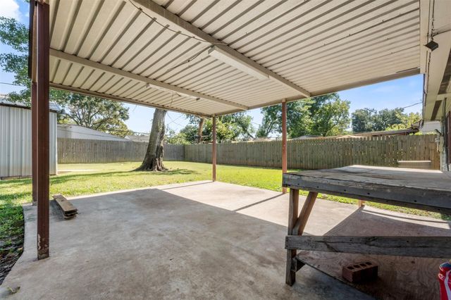 1805 Harding Street, Pasadena, TX 77502