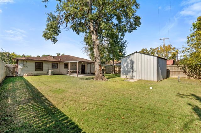 1805 Harding Street, Pasadena, TX 77502