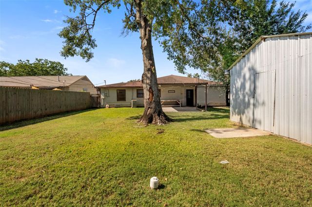 1805 Harding Street, Pasadena, TX 77502