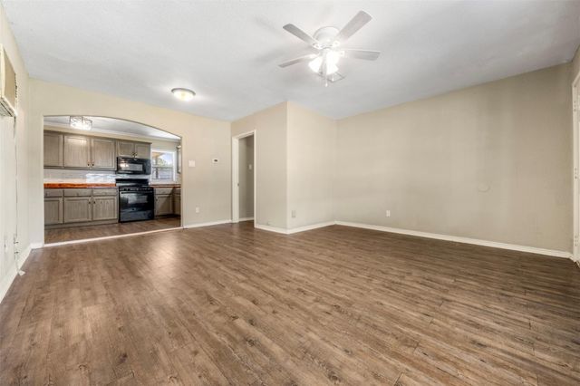 1805 Harding Street, Pasadena, TX 77502