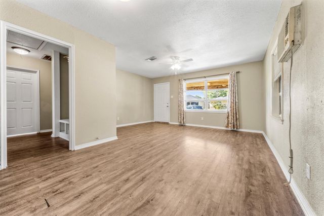 1805 Harding Street, Pasadena, TX 77502