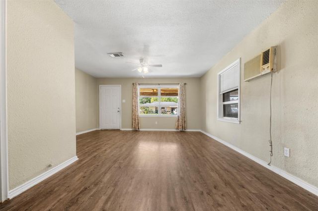 1805 Harding Street, Pasadena, TX 77502